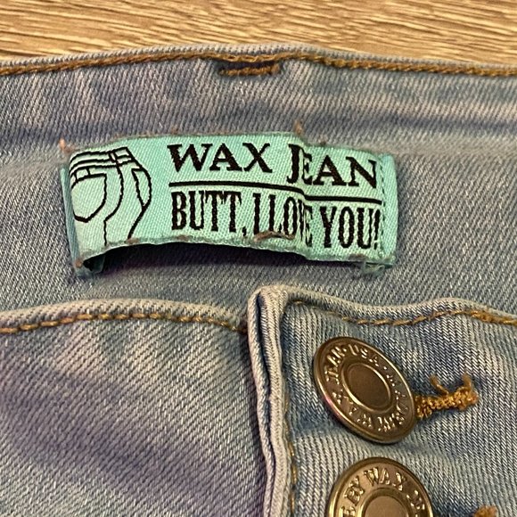 "Butt I Love You" Jeans - Picture 4 of 4